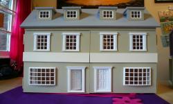 1/24 Scale Two Shops kit.