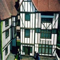Rebecca Tudor Dolls houses