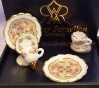 Tea Set Peach Roses